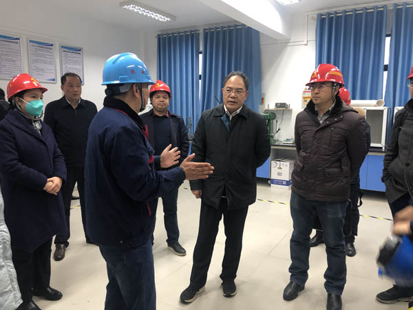 中國建材研究總院到建材公司調(diào)研