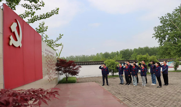 黨群黨支部開展“紀(jì)法教育月”活動 黨群黨支部開展“紀(jì)法教育月”活動